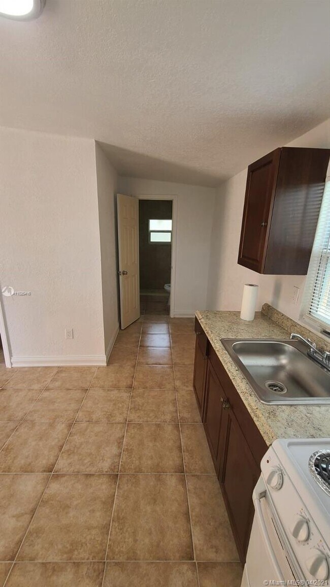 Foto del edificio - 5214 Wiley St
