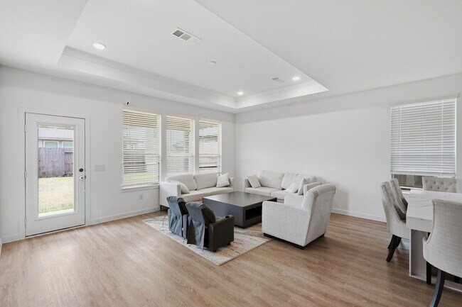 Building Photo - 15146 Wild Gully Wy