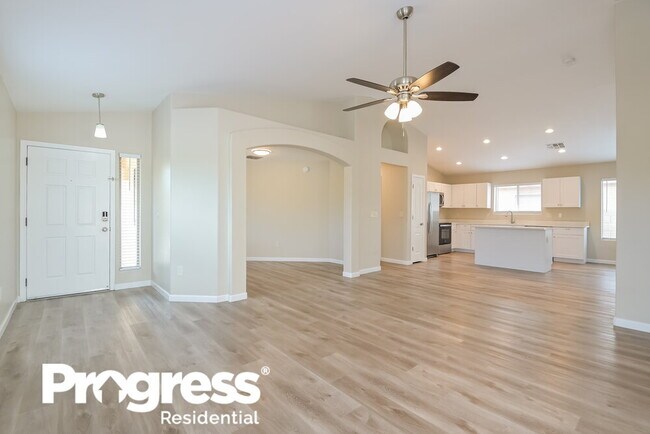 Building Photo - 2399 E Calle Arroyo Lindo