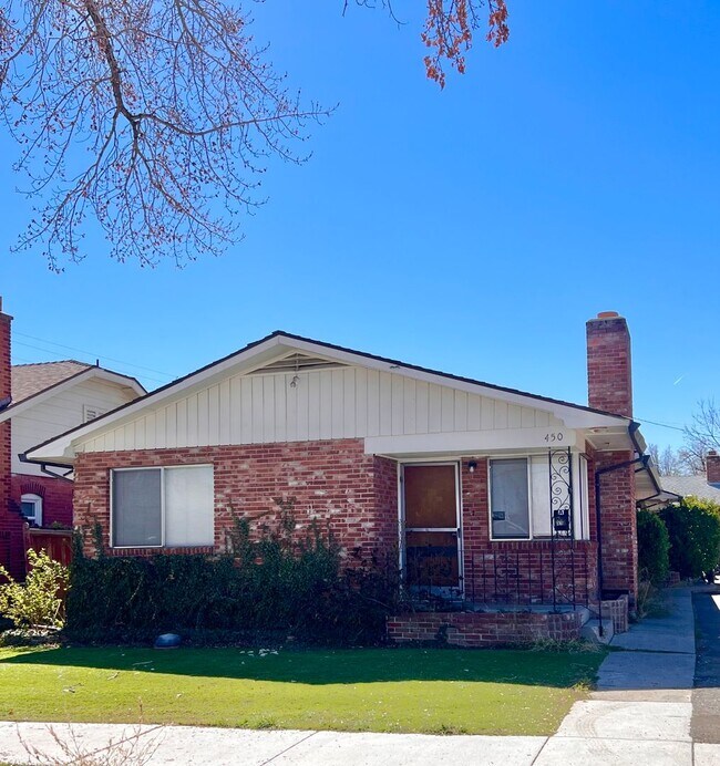 Building Photo - 450 Saint Lawrence Avenue Unit A  - Locate...
