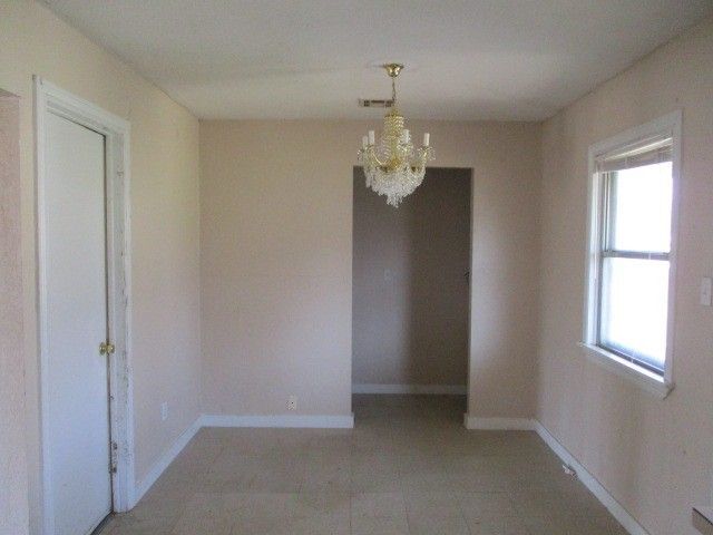 Foto del edificio - 2405 NW 13th St