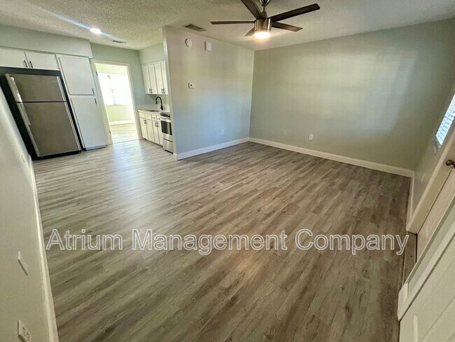 Foto del edificio - 5305 N Boulevard