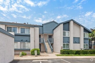 Building Photo - 1494 Gustavo St