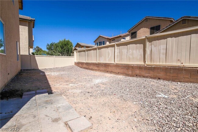 Foto del edificio - 4420 Pacific Crest Ave