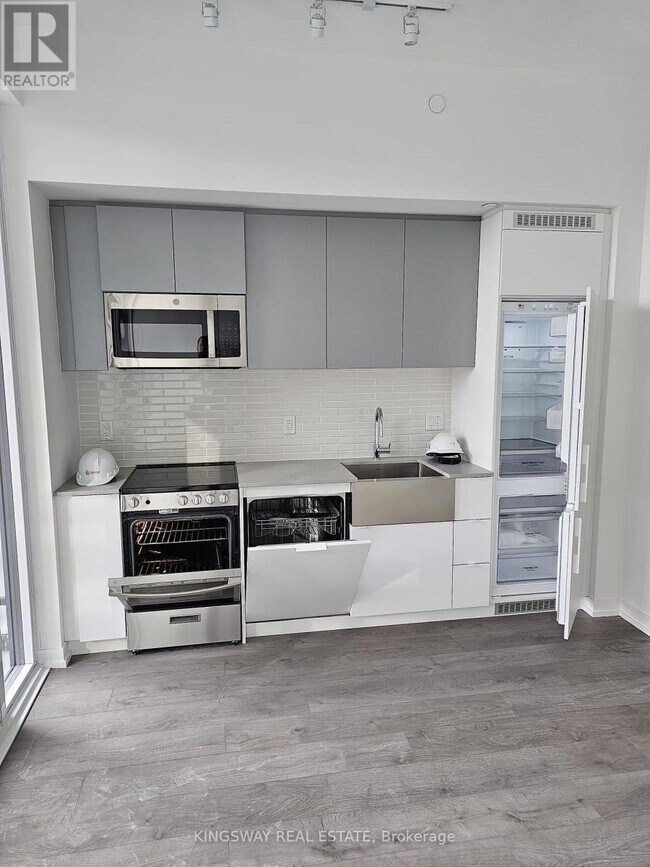 Photo du bâtiment - 270 Dufferin St