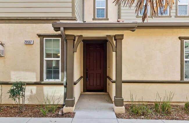 Building Photo - 20507 Sugarberry Ct