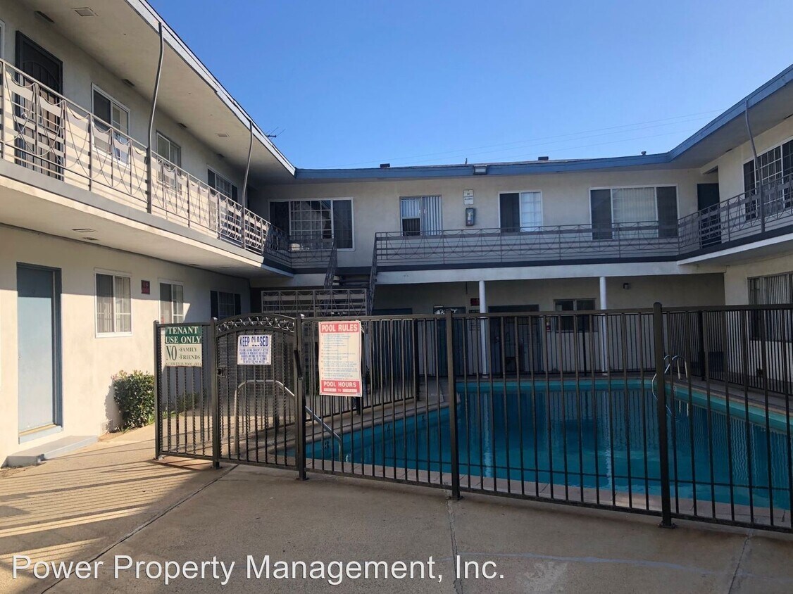 Primary Photo - 2110 W El Segundo Blvd