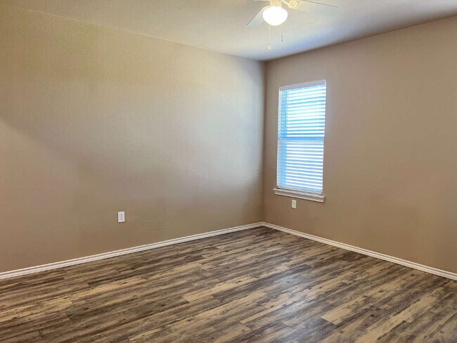 Building Photo - Recently Built Home in Rapidly Expanding West Lubbock!