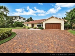 Building Photo - 451 N Lyra Cir