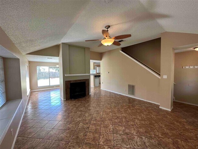 Foto del edificio - 4716 Sojourner St
