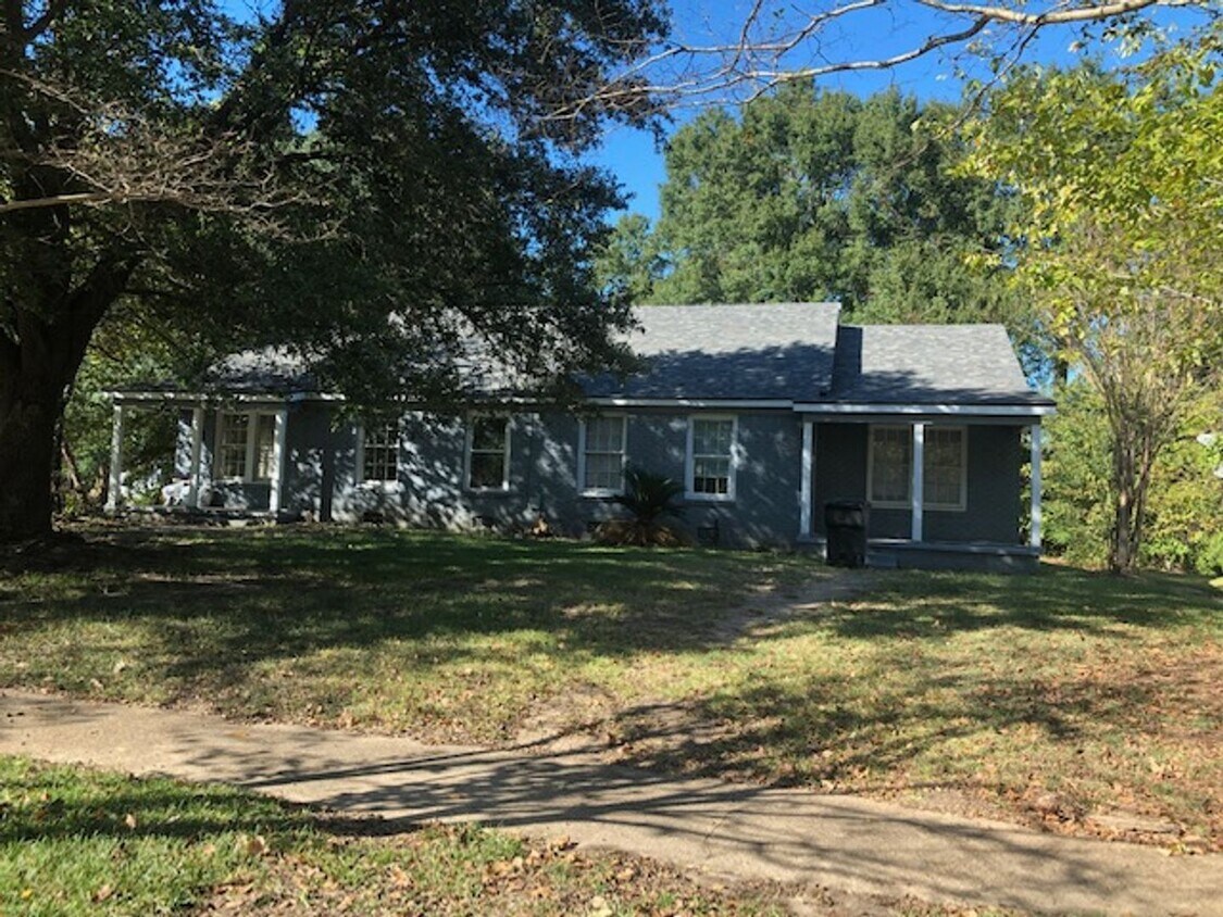 Primary Photo - Remodeled Highland Duplex