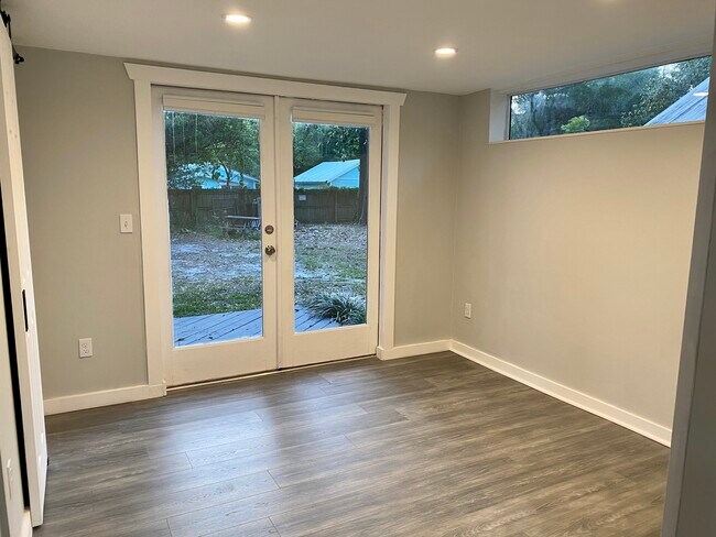 Foto del edificio - 6608 N Taliaferro Ave