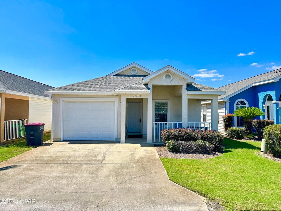 Foto principal - 11714 Seashore Ln