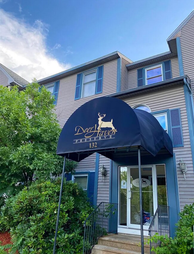 Foto del edificio - 132 Eastern Ave