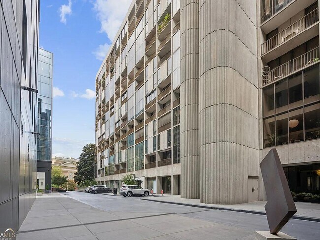 Foto del edificio - 145 15th St NE