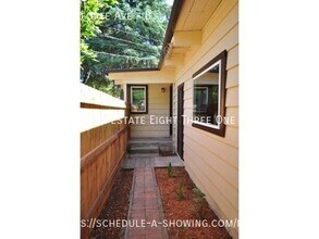 Building Photo - 946 N Branciforte Ave