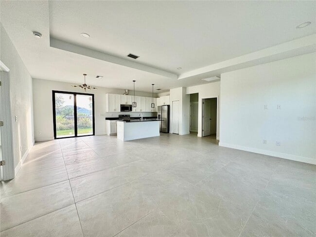 Building Photo - 13435 Bouvardia Ln