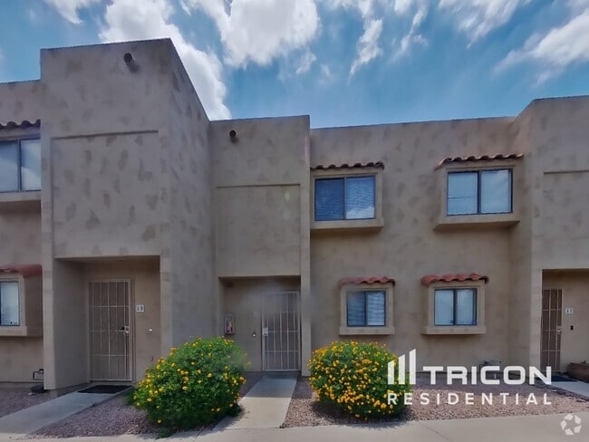 Building Photo - 715 S Ext Rd