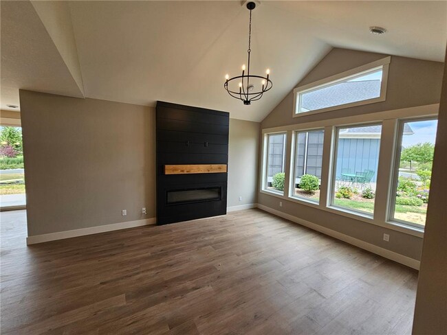 Building Photo - 11301 Wildflower Dr