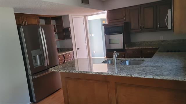 Foto del edificio - 5809 Arbor Valley Dr