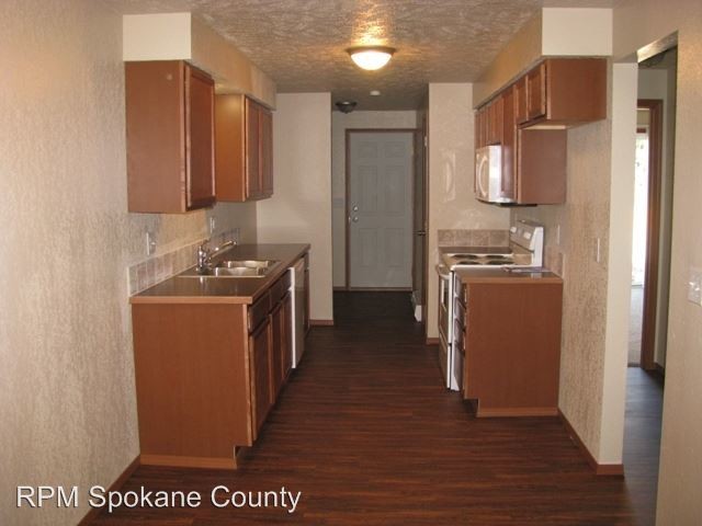 Building Photo - 3 br, 1 bath House - 2613 E Joseph Ave