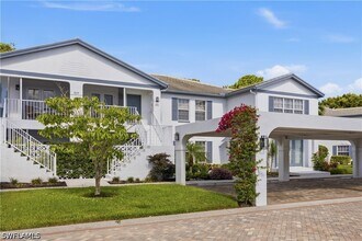 Building Photo - 829 Tanbark Dr