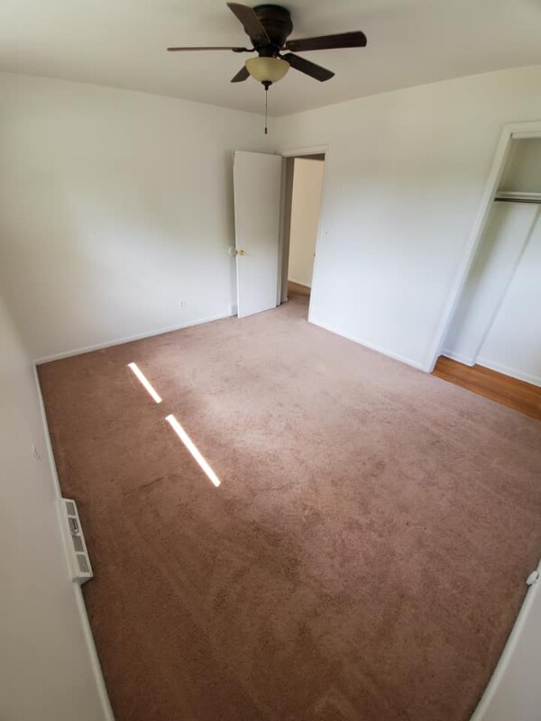 Foto del edificio - 1430 Whitney Blvd