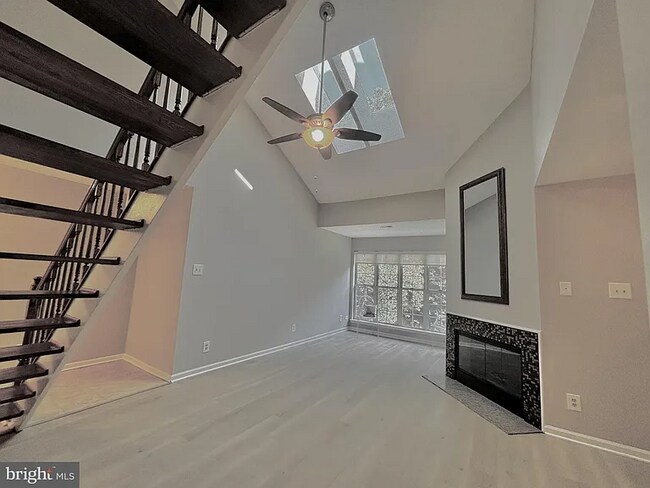 Foto del edificio - 3800 Green Ridge Ct