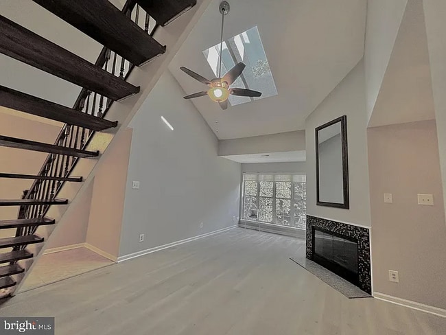Building Photo - 3800 Green Ridge Ct