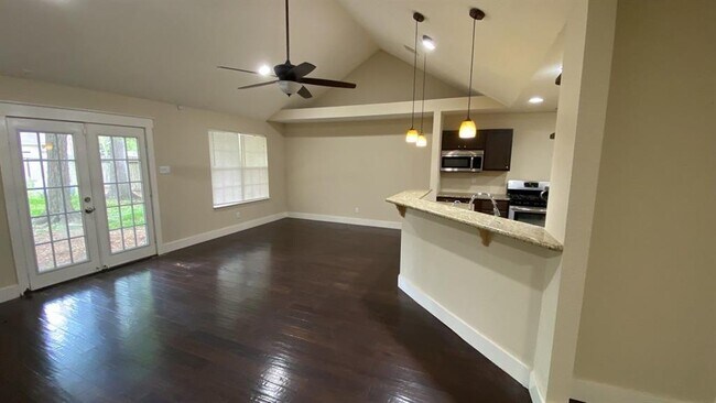 Foto del edificio - 1310 Ashway St