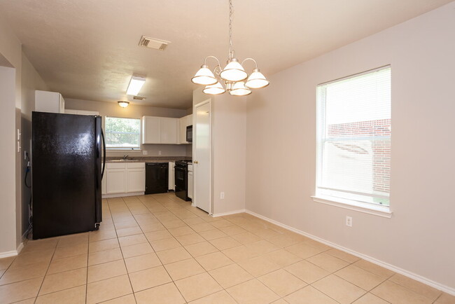 Foto del edificio - 21630 Bowcreek Ln