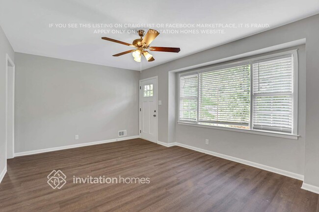 Building Photo - 919 Magna Carta Dr NW