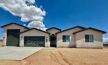 Building Photo - 13954 E Baker Dr