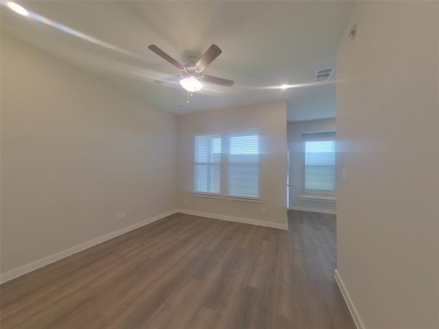Foto del edificio - 101 Hampton Ct