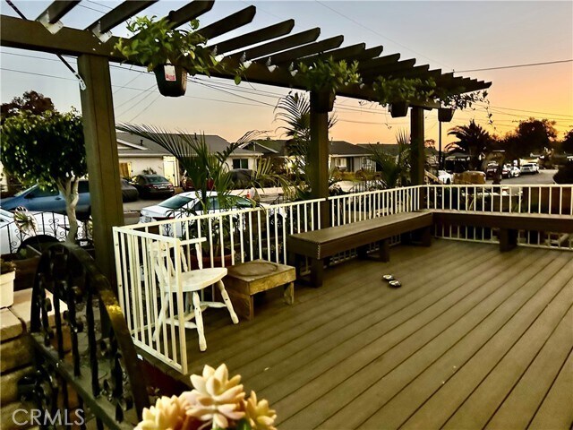 Foto del edificio - 6458 Hayward Way