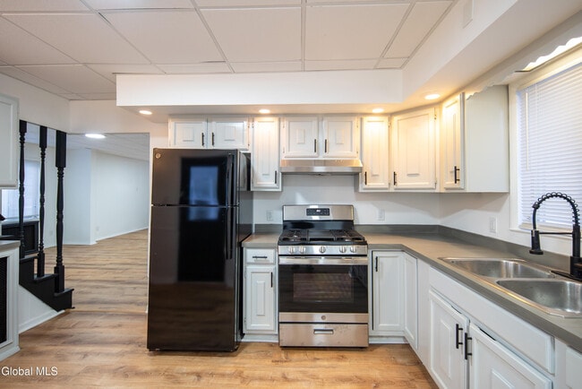 Foto del edificio - 364 Altamont Ave