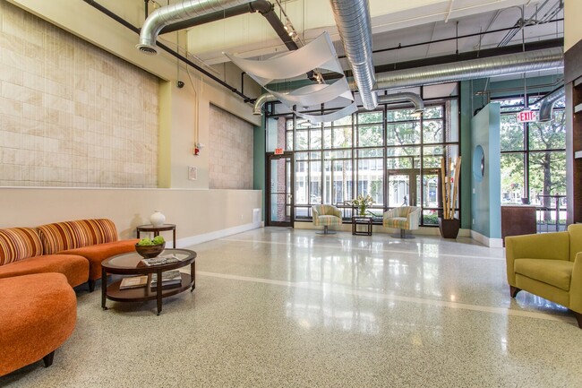 Lobby - 175 2nd St S