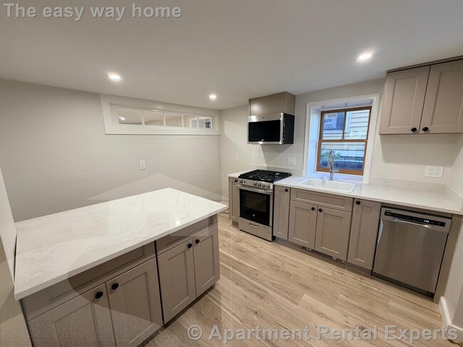 Photo - 261 Mt Auburn St Apartment