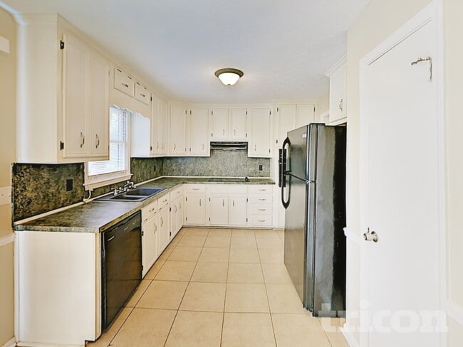 Foto del edificio - 2515 Ramblewood Ct