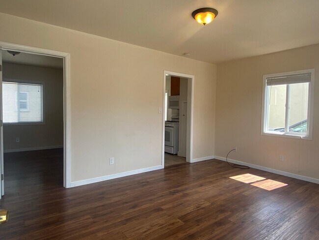 Foto del edificio - One Bedroom Unit Available in San Leandro!