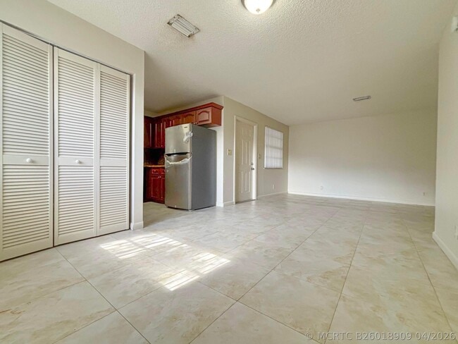 Building Photo - 10901 NW 45th St