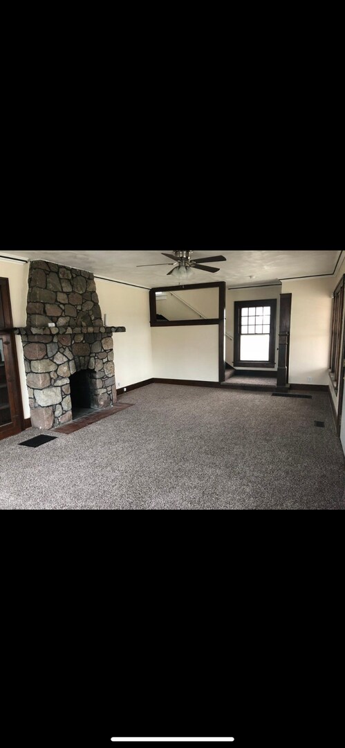 Foto del edificio - Check out this 3bdr, 2.5 bath home for rent