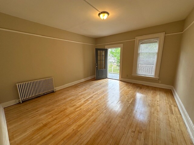 Foto del edificio - 2943 N Bartlett Ave