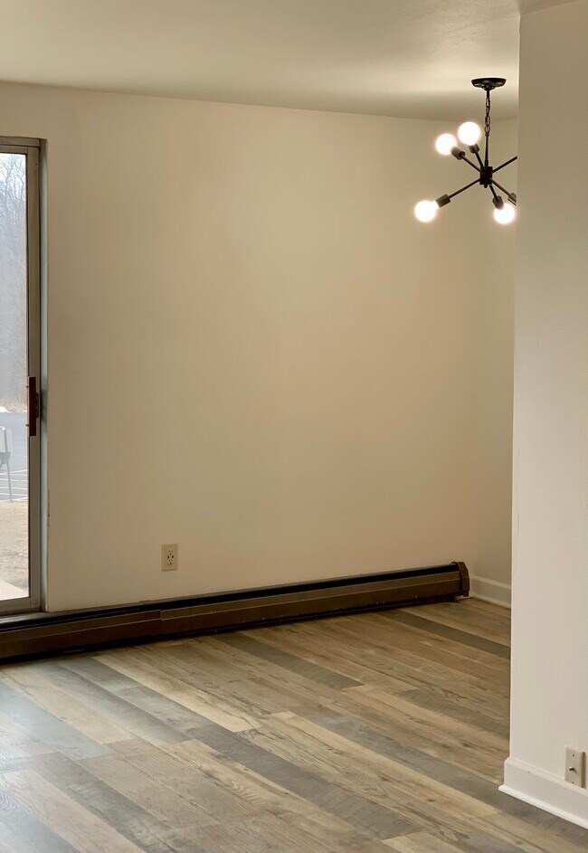 Foto del edificio - 11901 W Appleton Ave