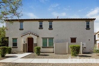 Building Photo - 12563 W Hummingbird Terrace