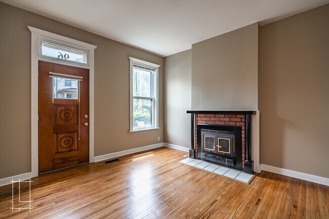 Foto del edificio - 96 Price Ave