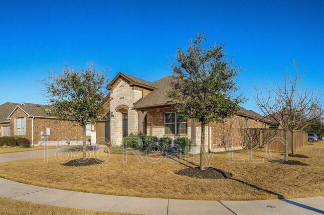 Building Photo - 3432 De Torres Cir