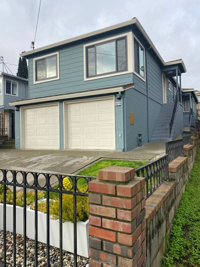 Foto del edificio - 3907-3909 Nevil