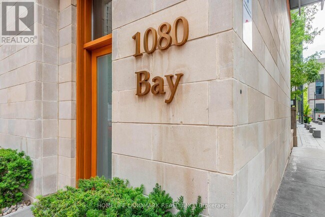 Photo du bâtiment - 1080 Bay St.