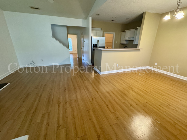 Foto del edificio - 3BD/2.5BA Welcome to Greenway Village loca...